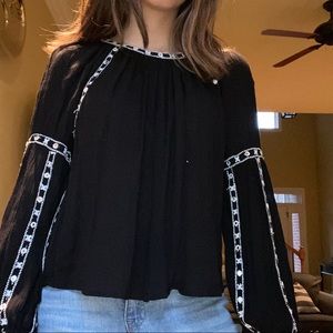🌸3/$12🌸 Black and White Blouse